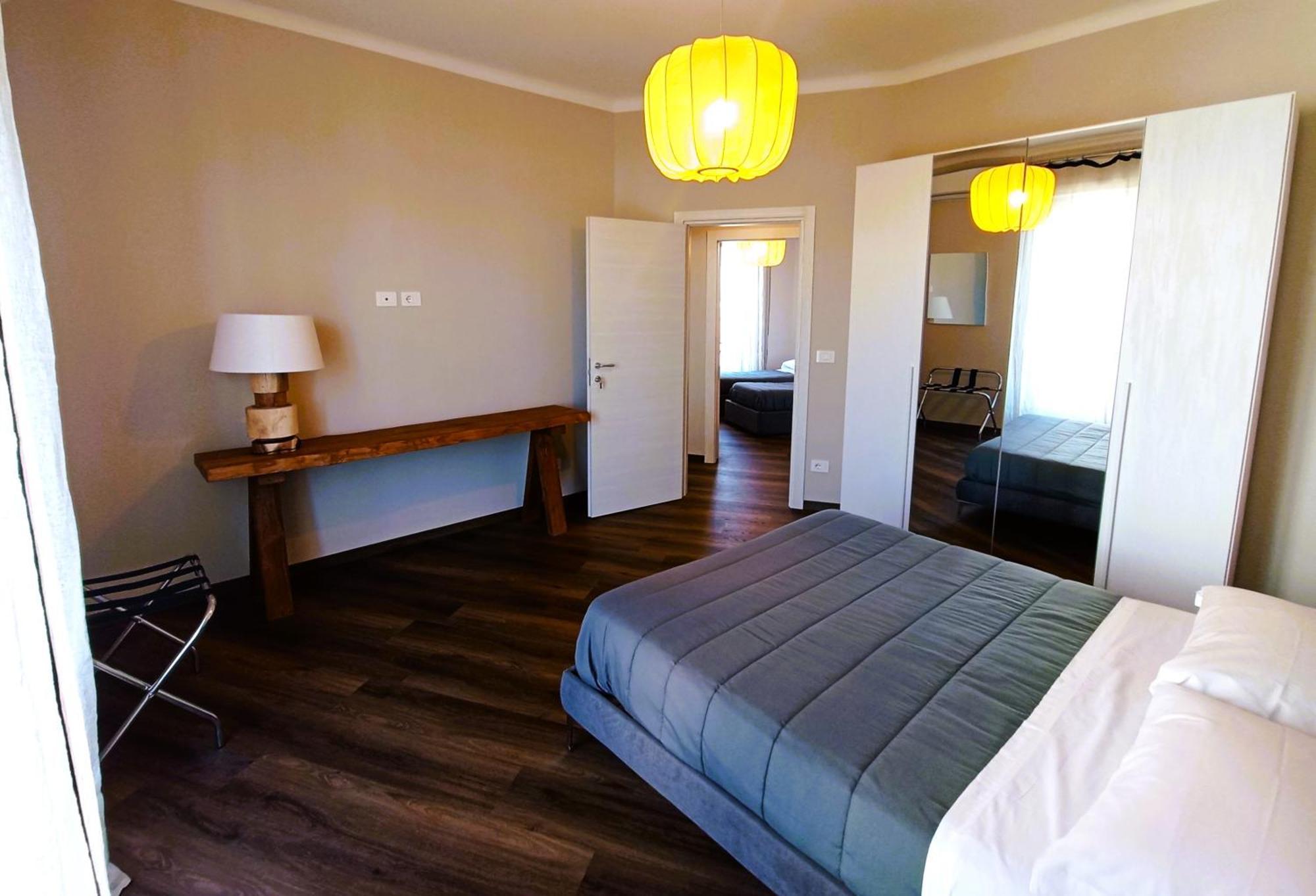 Mile Hotell Bari Eksteriør bilde