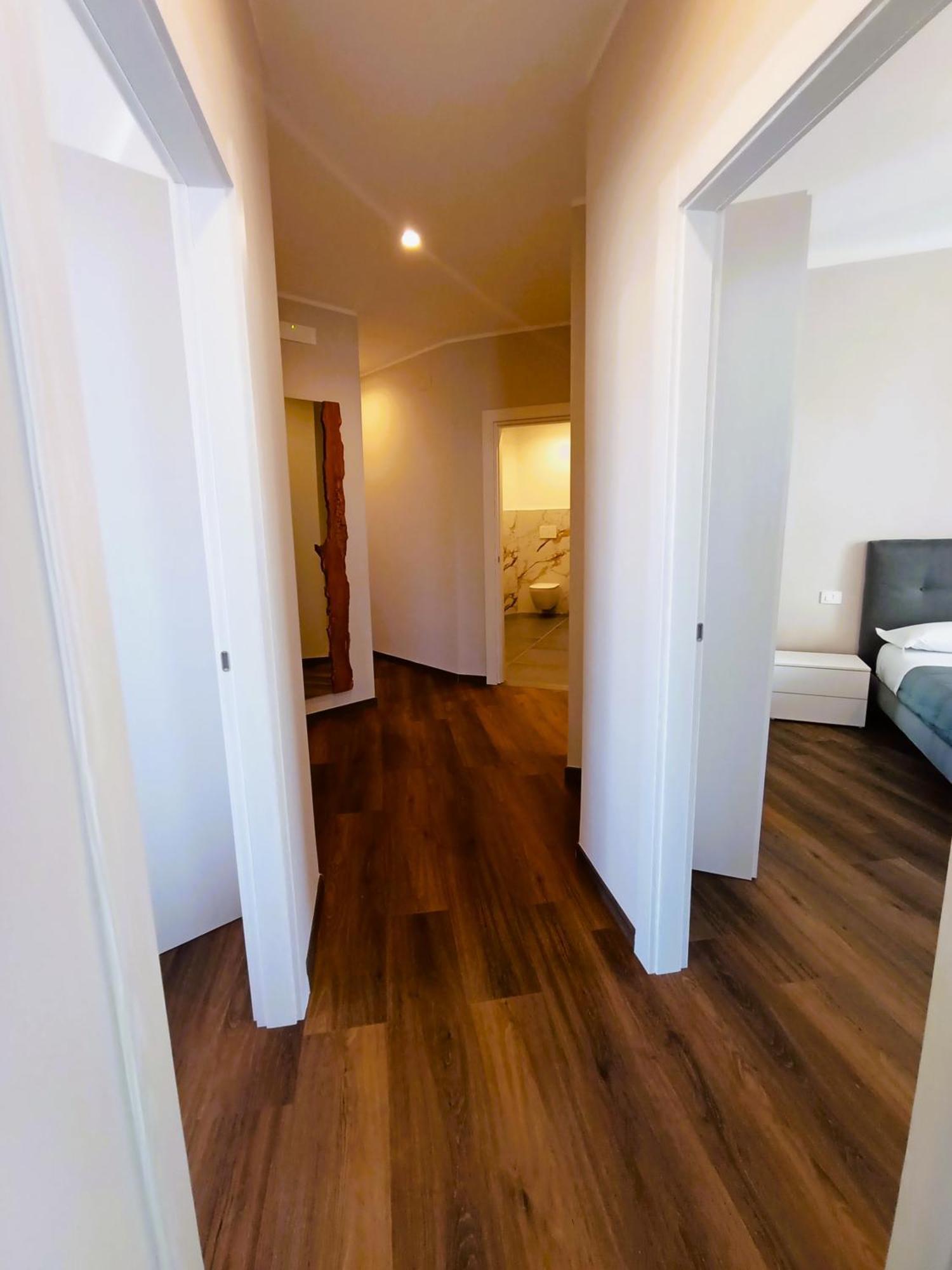 Mile Hotell Bari Eksteriør bilde